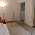 Via Genova 31 Lägenhet