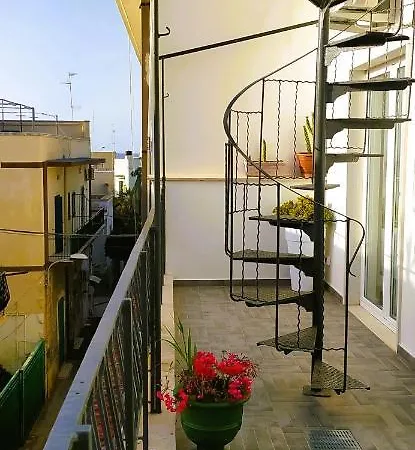 Via Genova 31 Bari