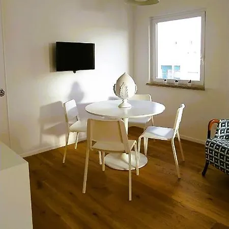 Via Genova 31 Appartamento