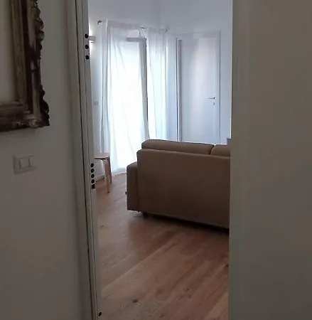 Via Genova 31 Апартаменты Бари