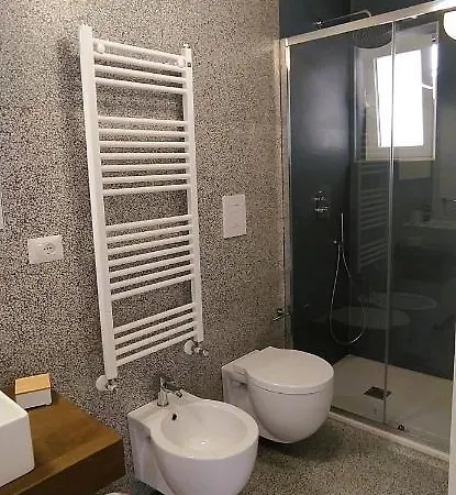 Via Genova 31 Апартаменты