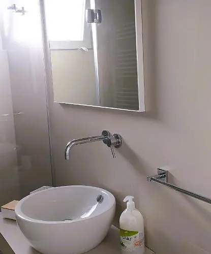 Daire Via Genova 31 *